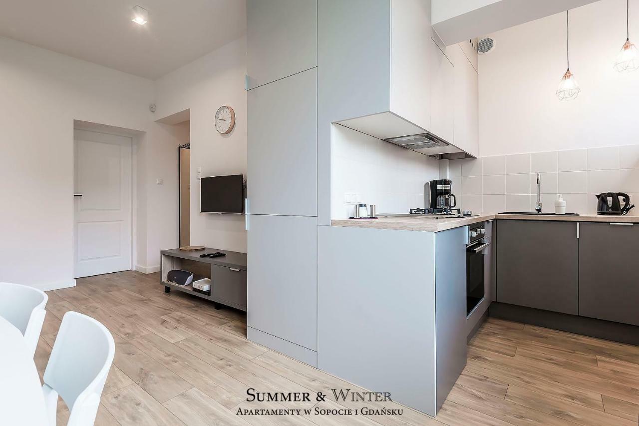 Family Luxury Green Apartment 1-6, 2 Sypialnie I Studio, 52 M2 Danzica Esterno foto